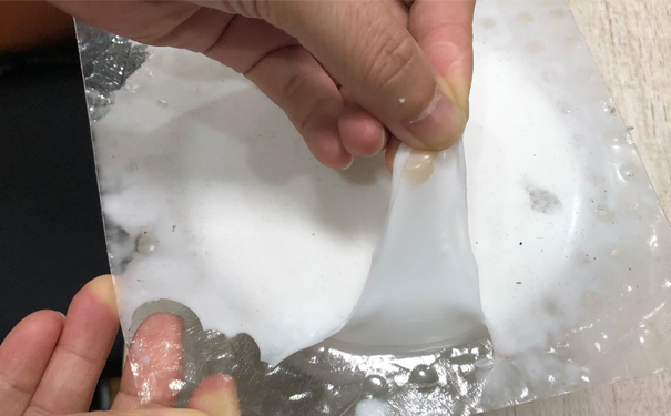 怎么清除還沒有固化的模具硅膠 ？